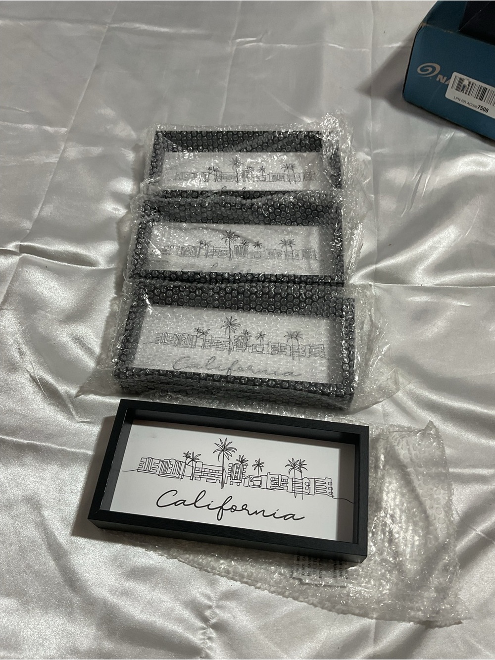 Black California small Art Frame - Set of 4